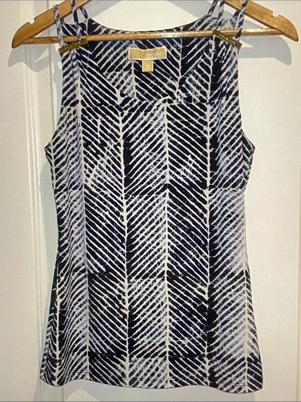 MICHAEL Michael Kors Black and White Chevron-Print Tank